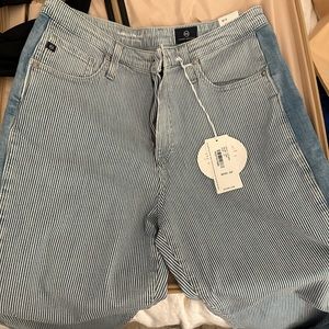 AG JEANS ISABELLE SIDE PANEL SIZE 31